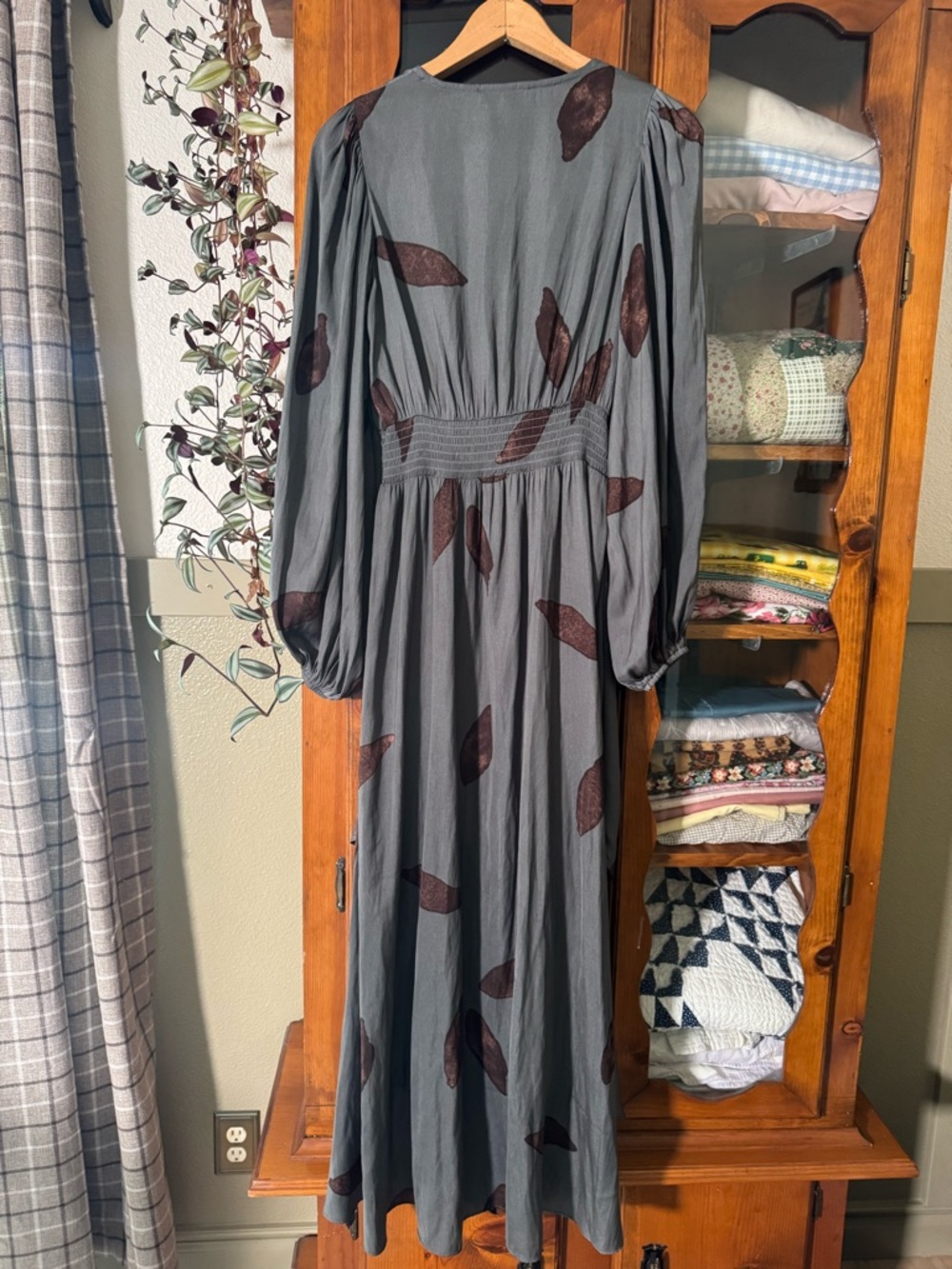 Grade & Gather Leaf Print High-Low Maxi Dress - Picture 6 of 7